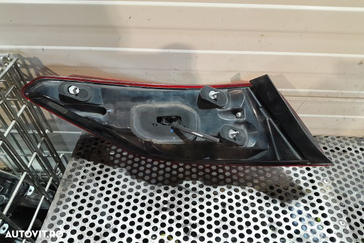 Lampa / Tripla stop dreapta pe aripa A2079063400 Mercedes-Benz E-Clas - 3