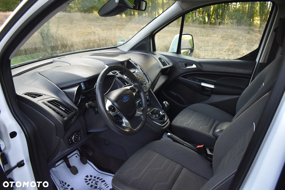 Ford Tourneo Connect 1.6 TDCi Titanium - 17