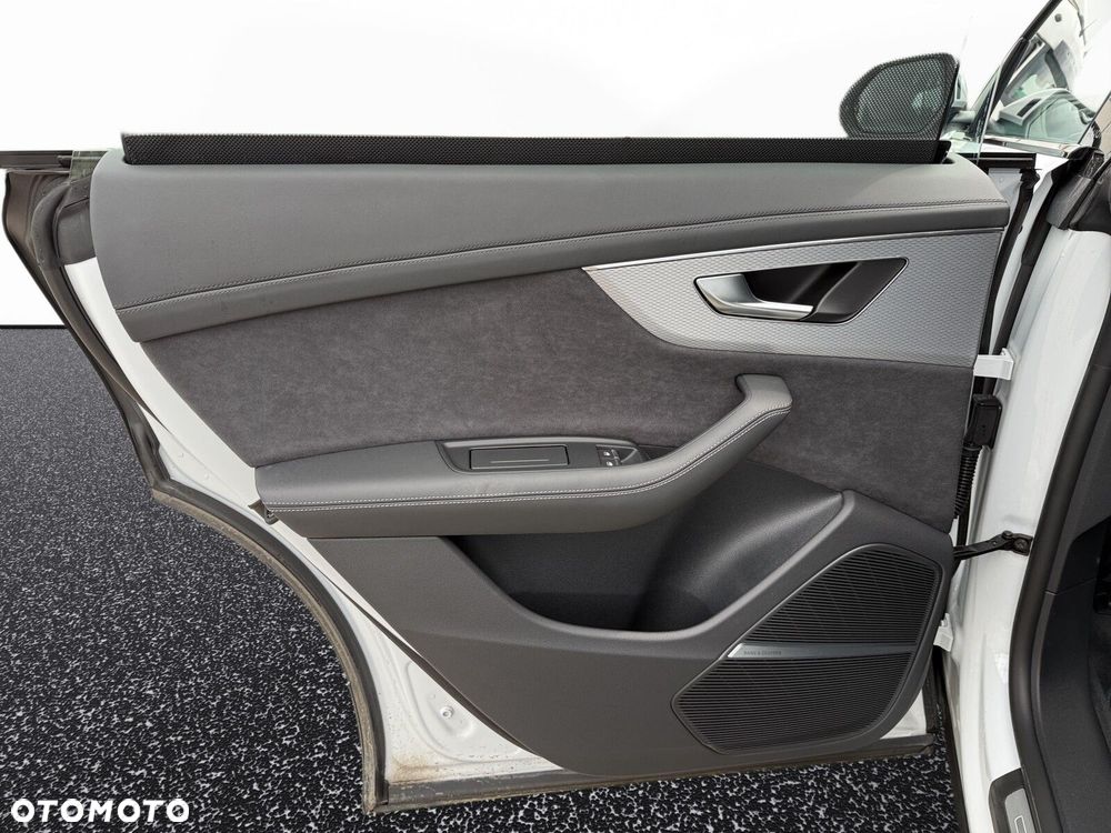 Audi SQ8 TFSI Quattro Tiptronic - 39