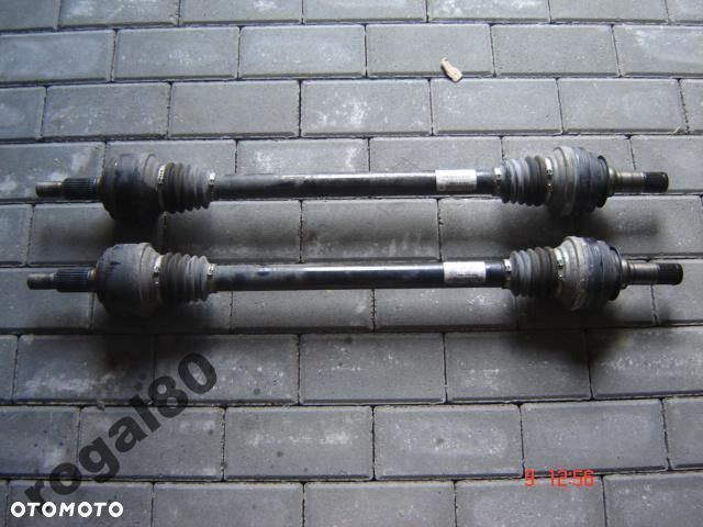 VW TOUAREG 7P PÓŁOŚ PRZEGUB 7P0501201 E - 1