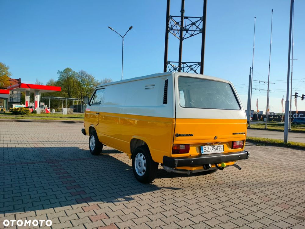 Volkswagen Transporter - 4