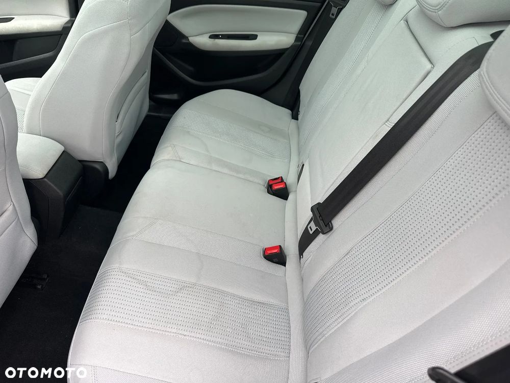 Peugeot 308 BlueHDi 150 EAT6 Stop & Start Allure - 15