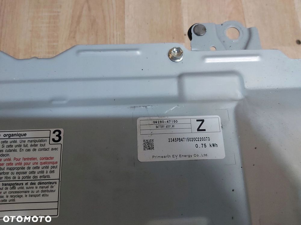Toyota C-HR Lift Bateria akumulator 1,8 2021r Prius Corolla E21 - 4