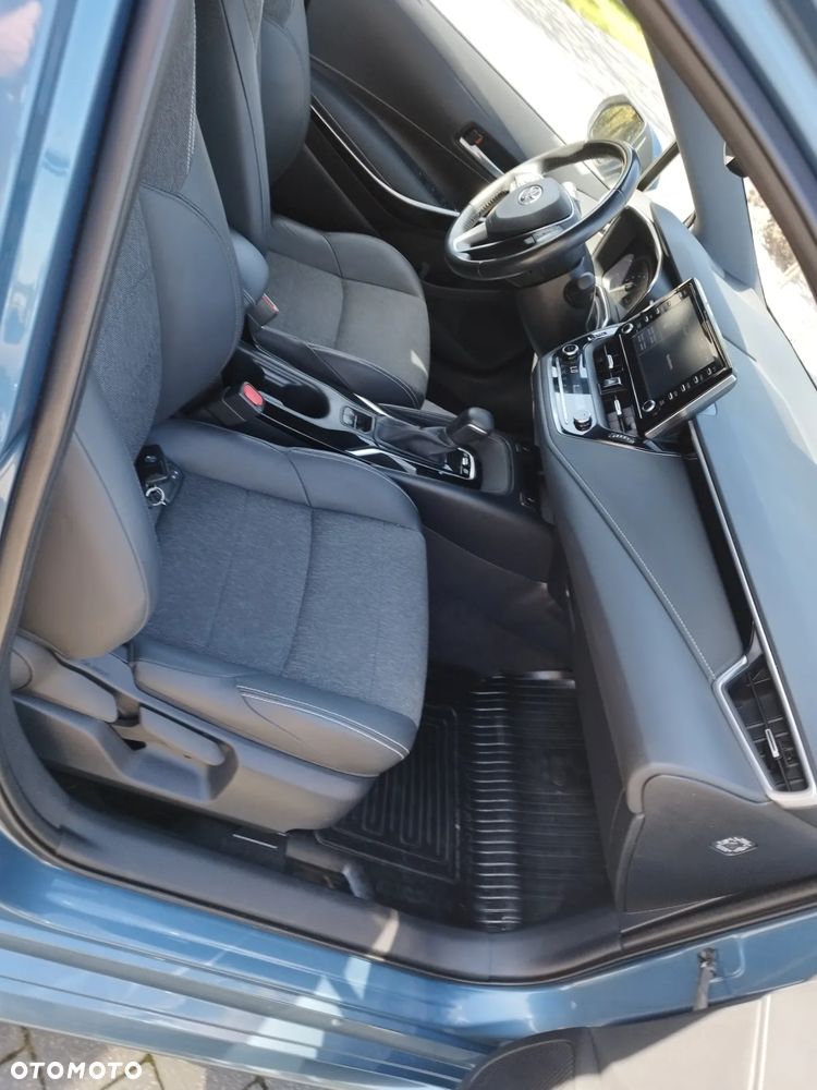 Toyota Corolla 1.8 Hybrid Executive - 15
