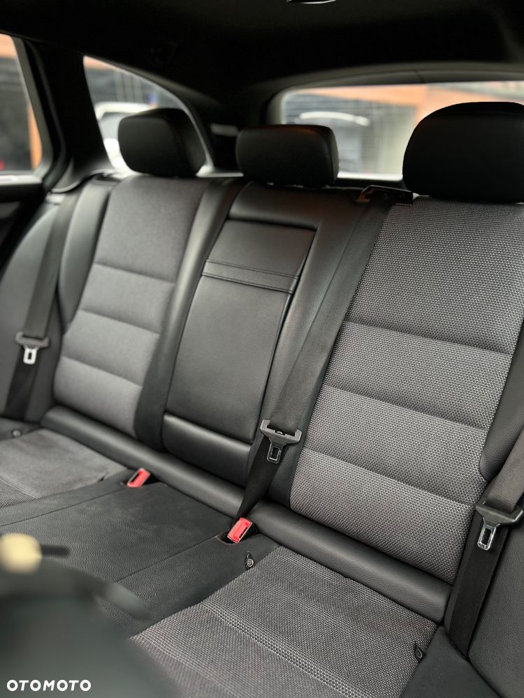 Mercedes-Benz Klasa C 320 CDI Avantgarde 4-Matic - 10