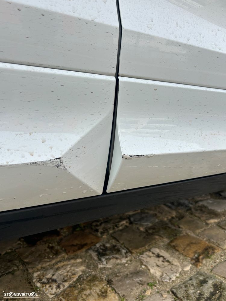 VW T-Cross 1.0 TSI R-Line DSG - 30