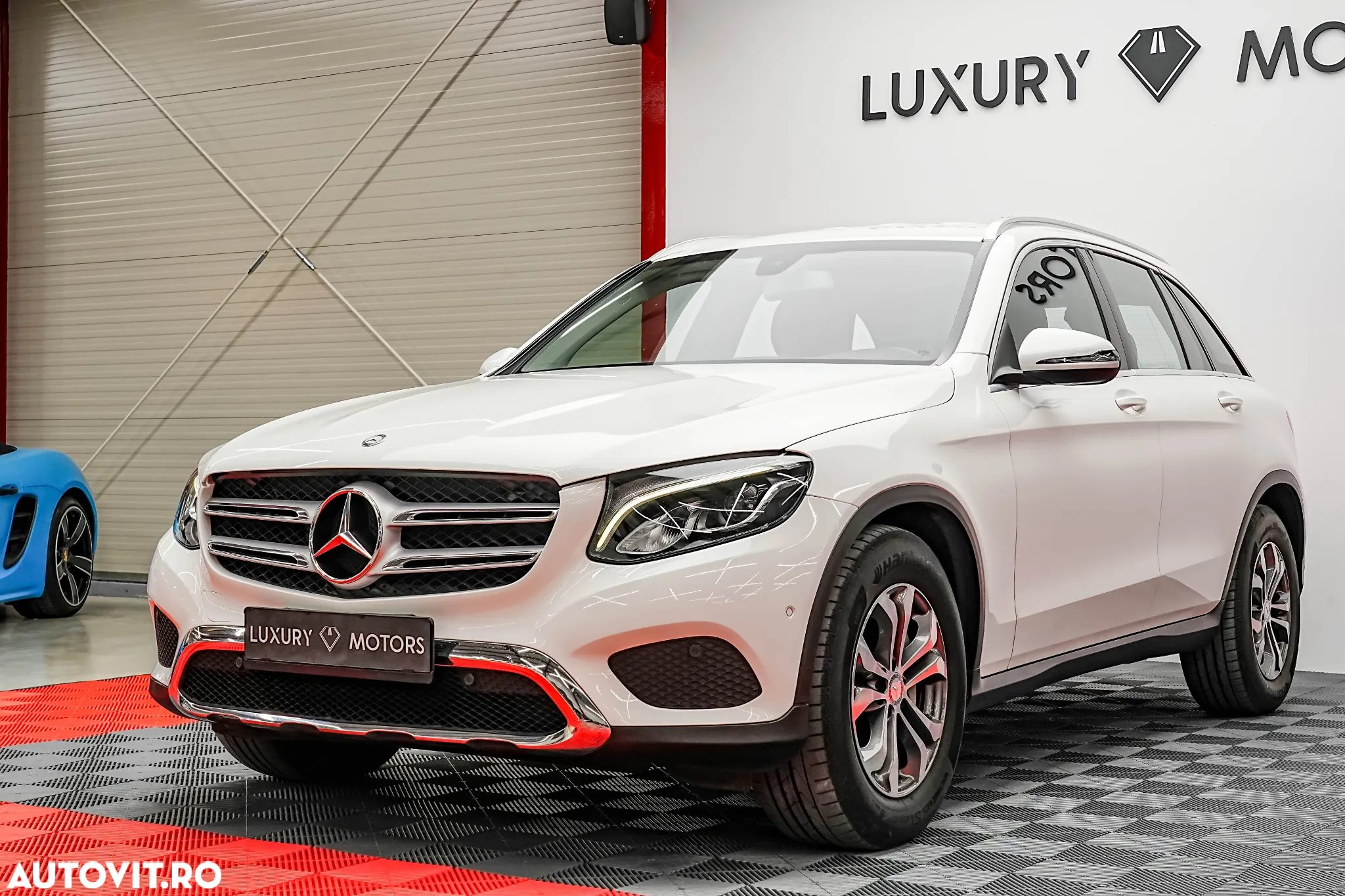 Mercedes-Benz GLC 220 d 4MATIC - 9