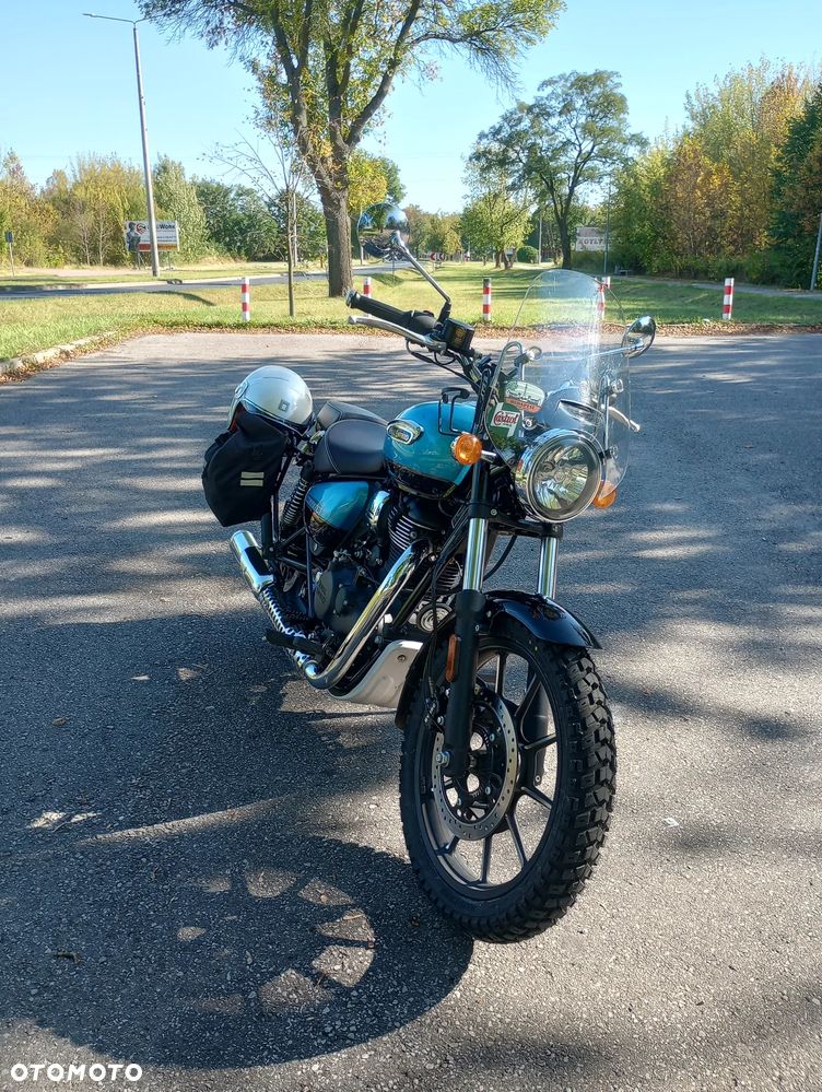 Royal Enfield Meteor - 1