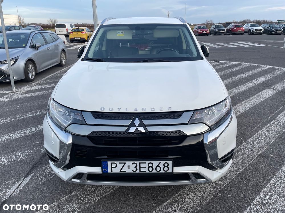 Mitsubishi Outlander 2.4 4WD Plug-In Hybrid Diamant+ - 5