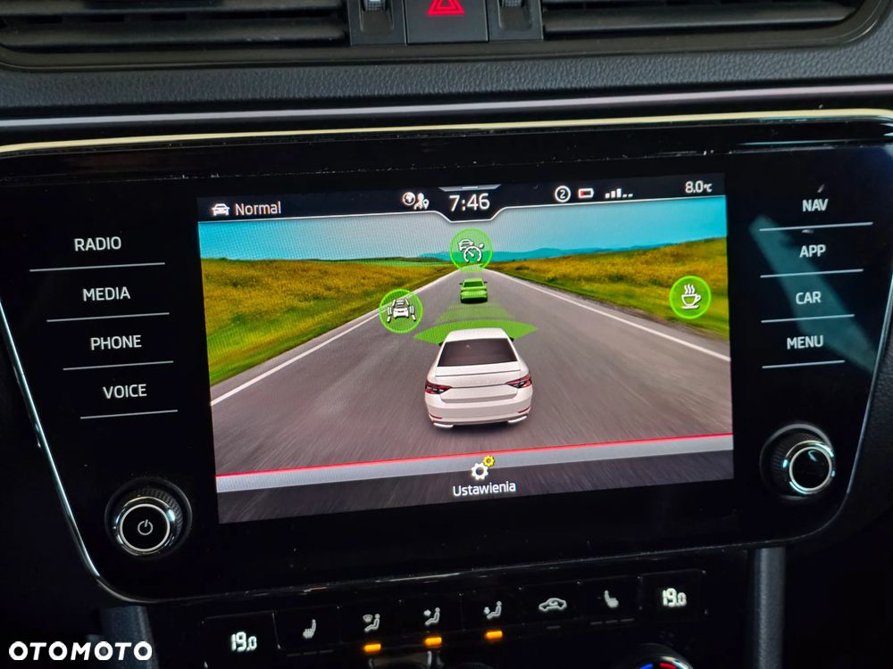 Skoda Superb 2.0 TDI SCR 4x4 Sportline DSG - 39