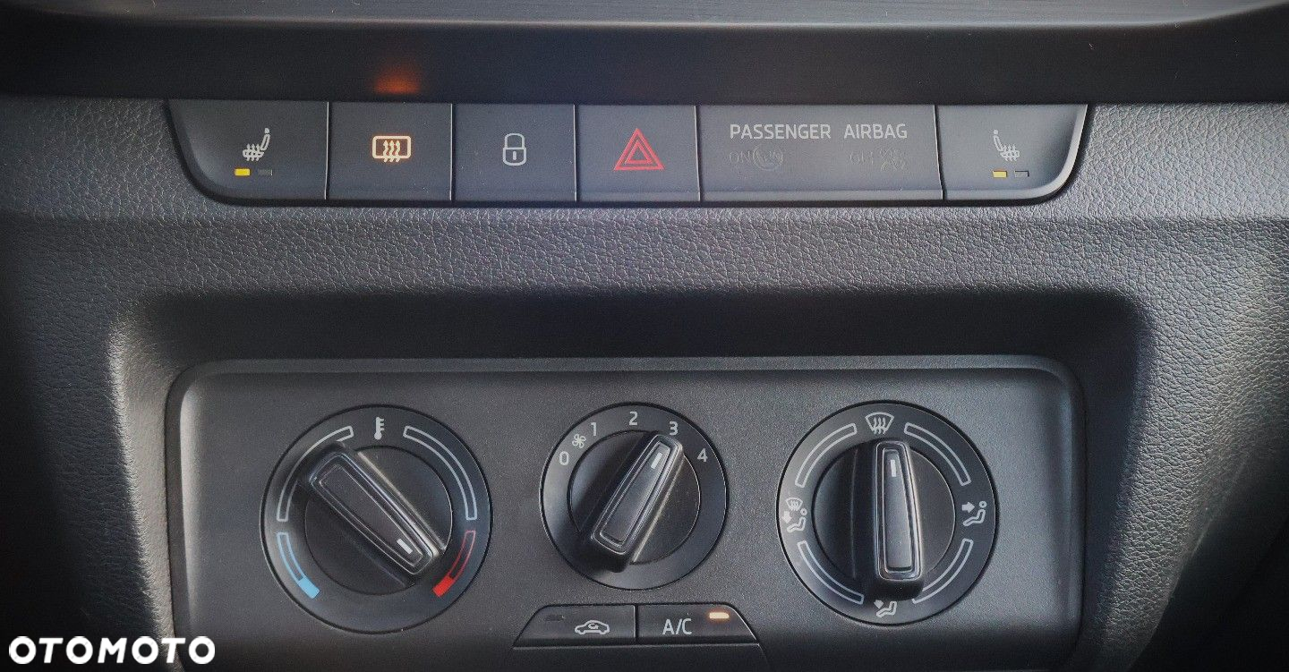 Skoda Fabia - 23