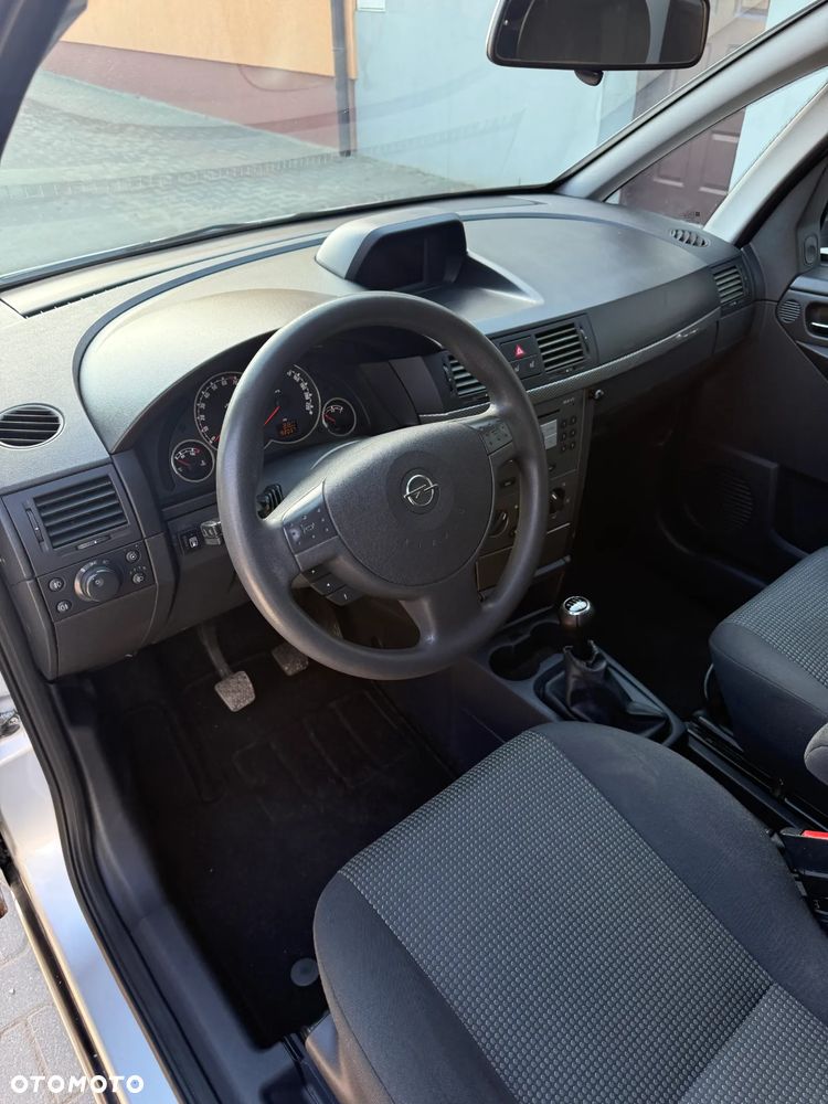 Opel Meriva - 21