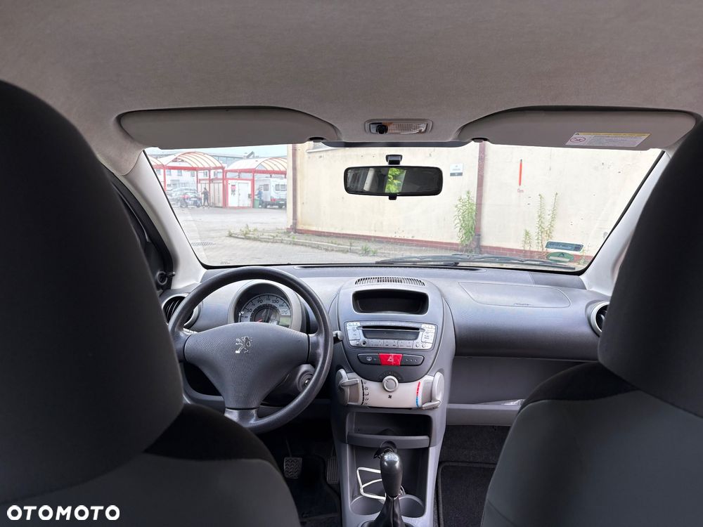 Peugeot 107 1.0 Trendy - 8