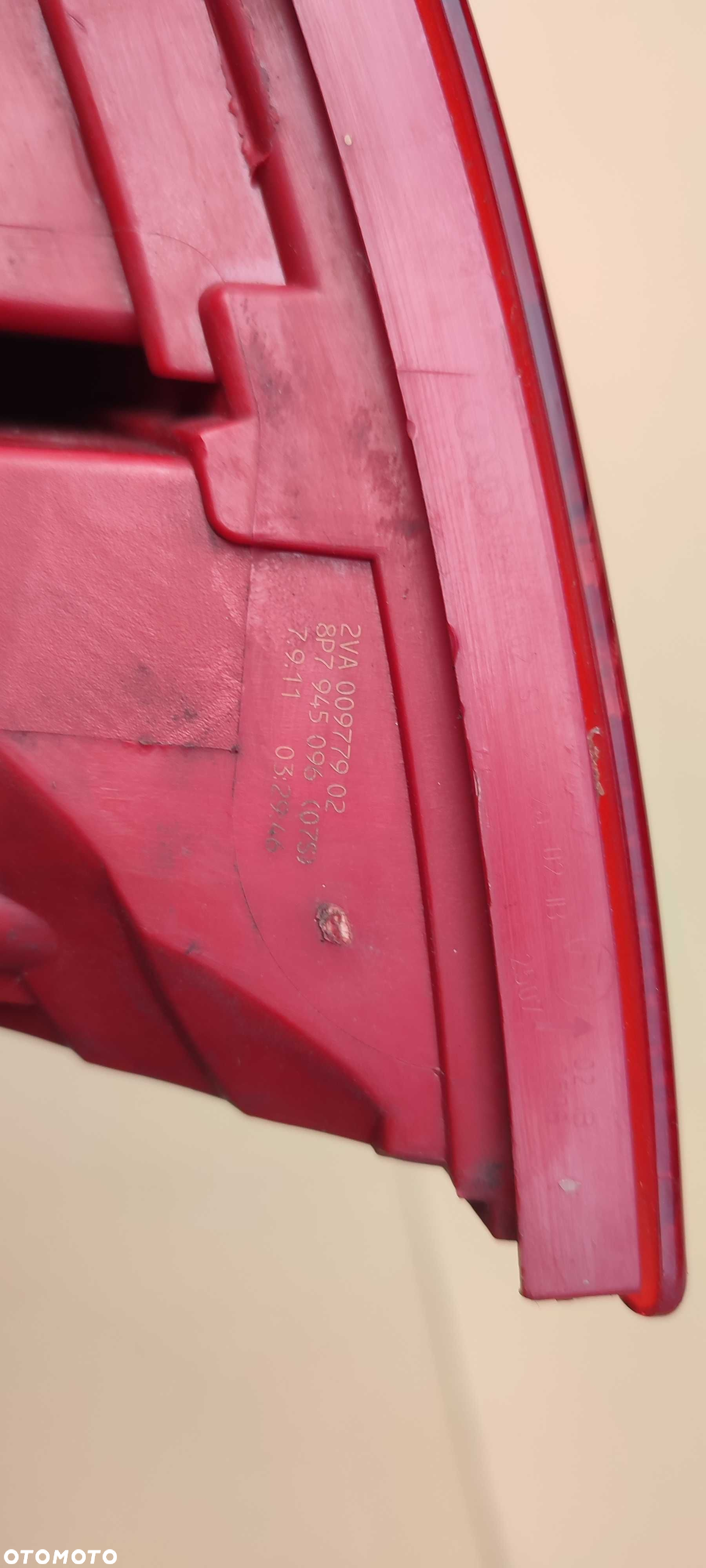 AUDI A3 8P 8P7 cabrio lampa prawa tył tylna w błotnik idealna oryg EU - 7