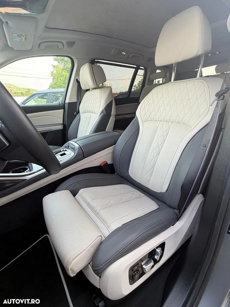BMW X7 xDrive40i AT MHEV - 10