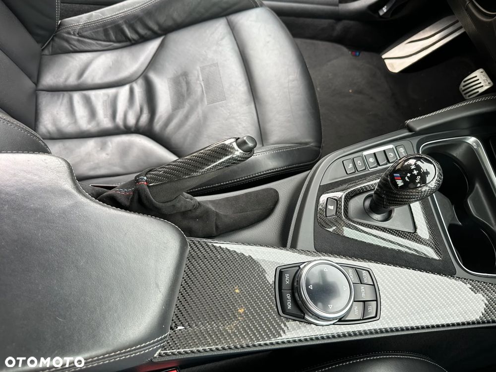 BMW M4 DKG - 18