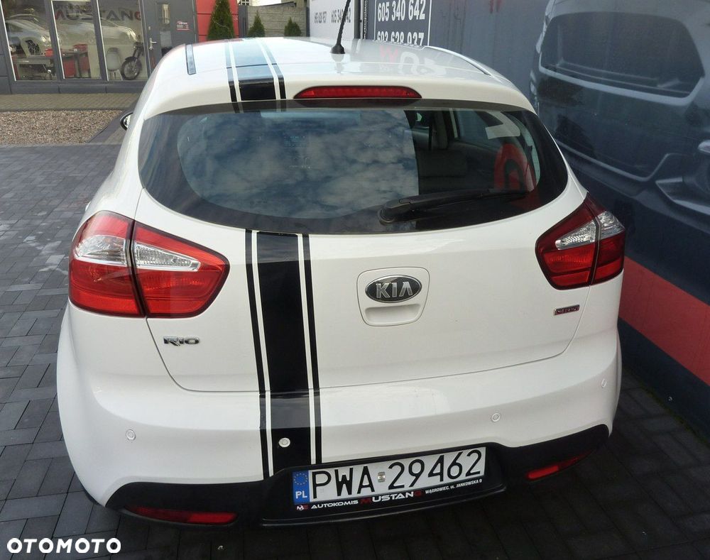 Kia Rio - 5