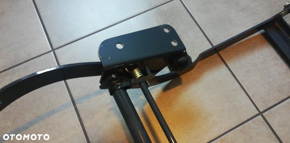 ISEKI SGR 22 SGR22 stelaż tylnego błotnika - 7