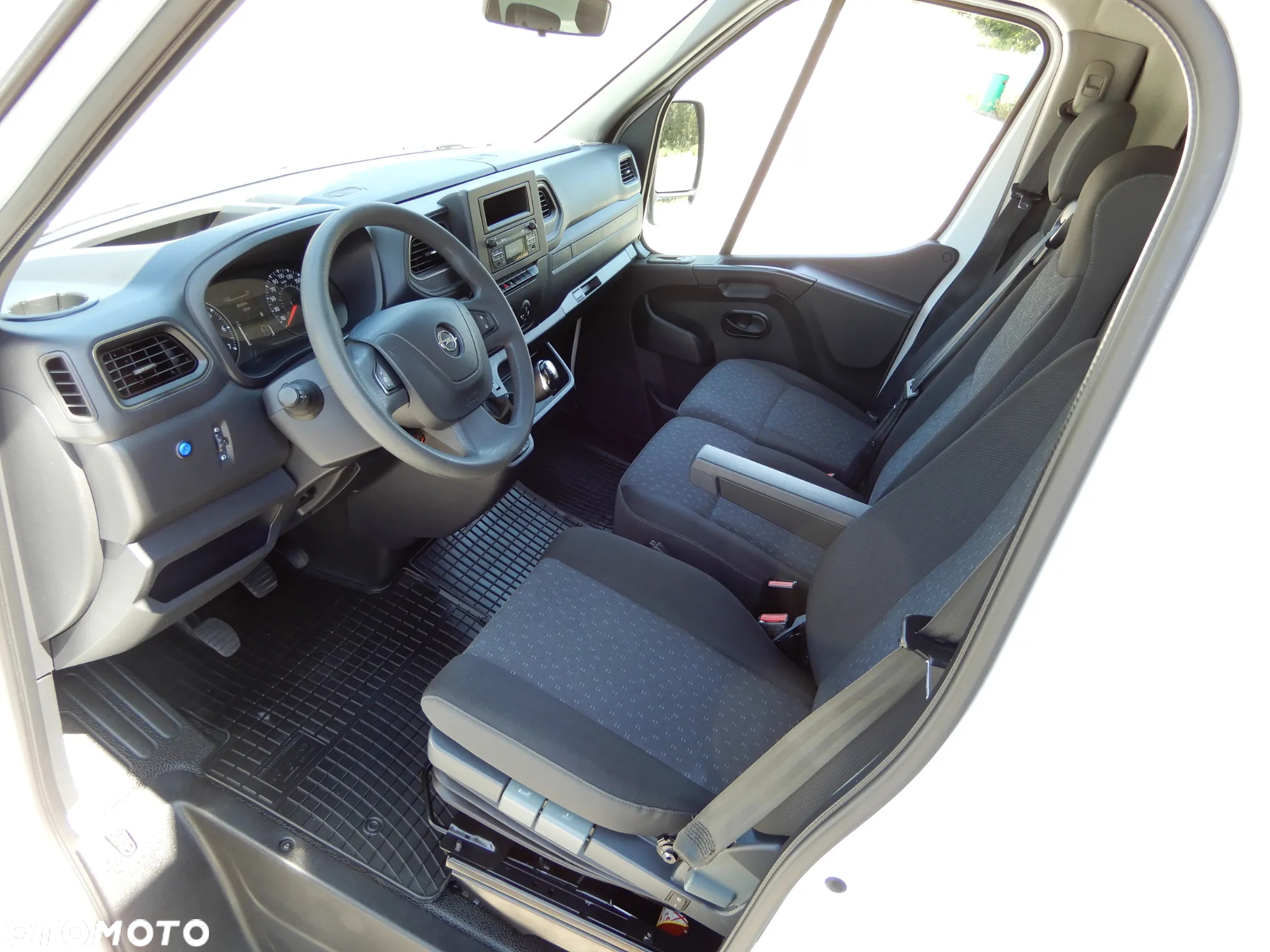 Opel MOVANO 2.3 CDTi 163 KM Bliźniak Kontener 4.26 CM 8 E.Palet JEGGER Boczne Drzwi 800 Kg Ładowność WZMACNIANY 60 Tys Przeb Stan Auta Jak NOWY - 36