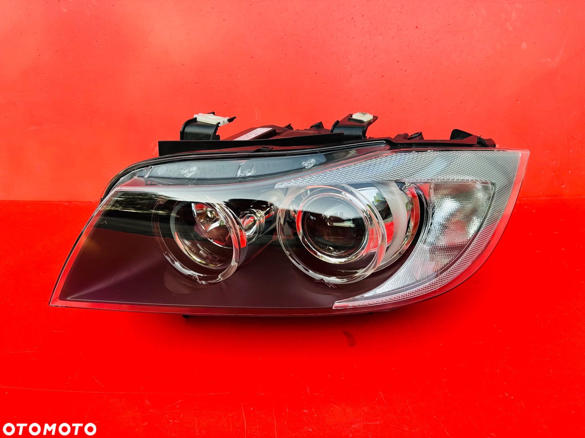 LAMPA LEWA BMW E90 E91 DYNAMIC BI XENON EU BDB SKRĘTNA IDEALNA - 1