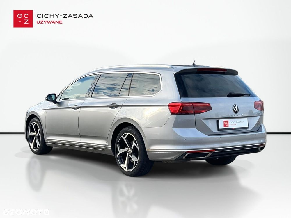 Volkswagen Passat 1.5 TSI EVO Elegance DSG - 3