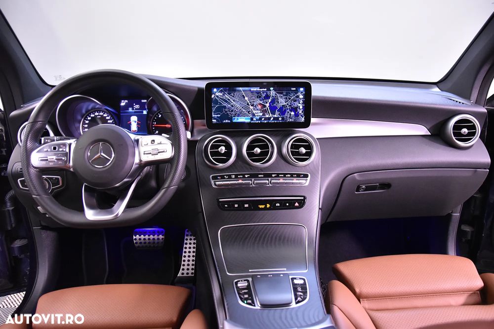 Mercedes-Benz GLC 220 d 4Matic 9G-TRONIC AMG Line - 9