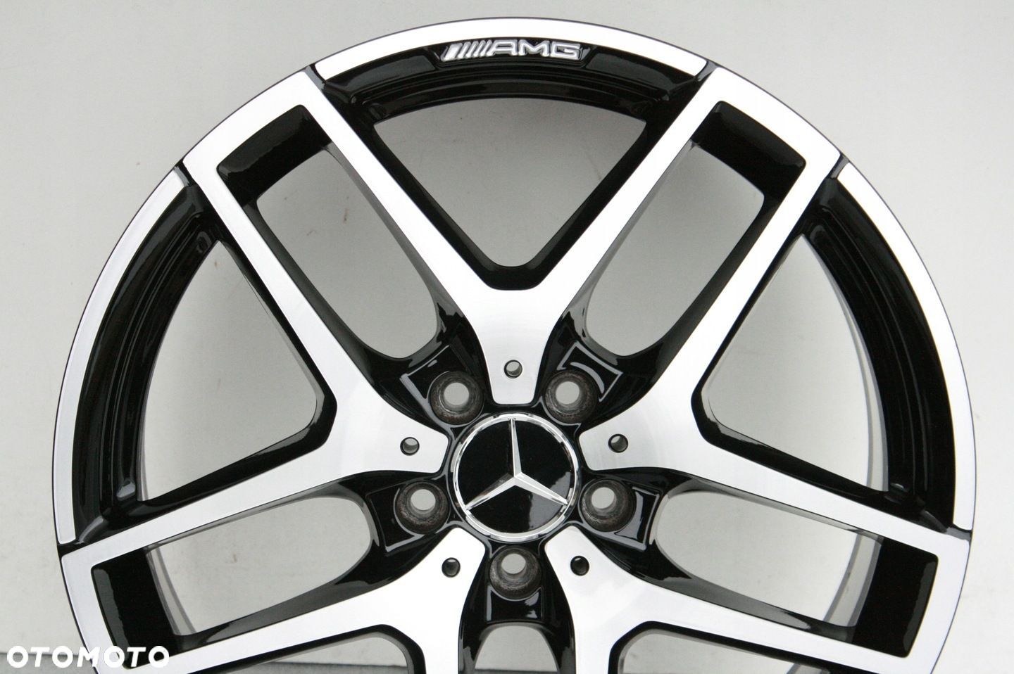 FELGI MERCEDES AMG GLA GLB GLC A B C CLA E V VITO 19 OE A1564010700 ORYGINA - 1