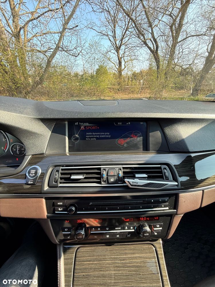 BMW Seria 5 530d xDrive - 21