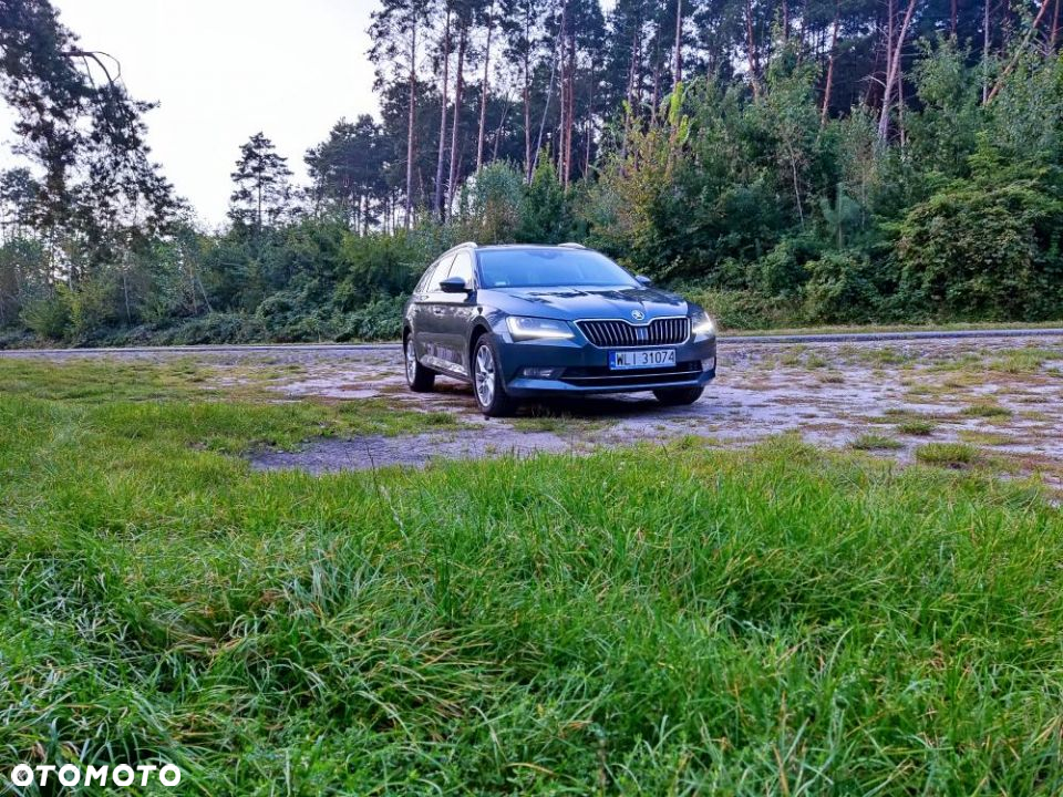 Skoda Superb 2.0 TDI 4x4 Style DSG - 11
