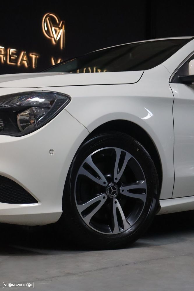 Mercedes-Benz CLA 180 d Shooting Brake Urban - 12