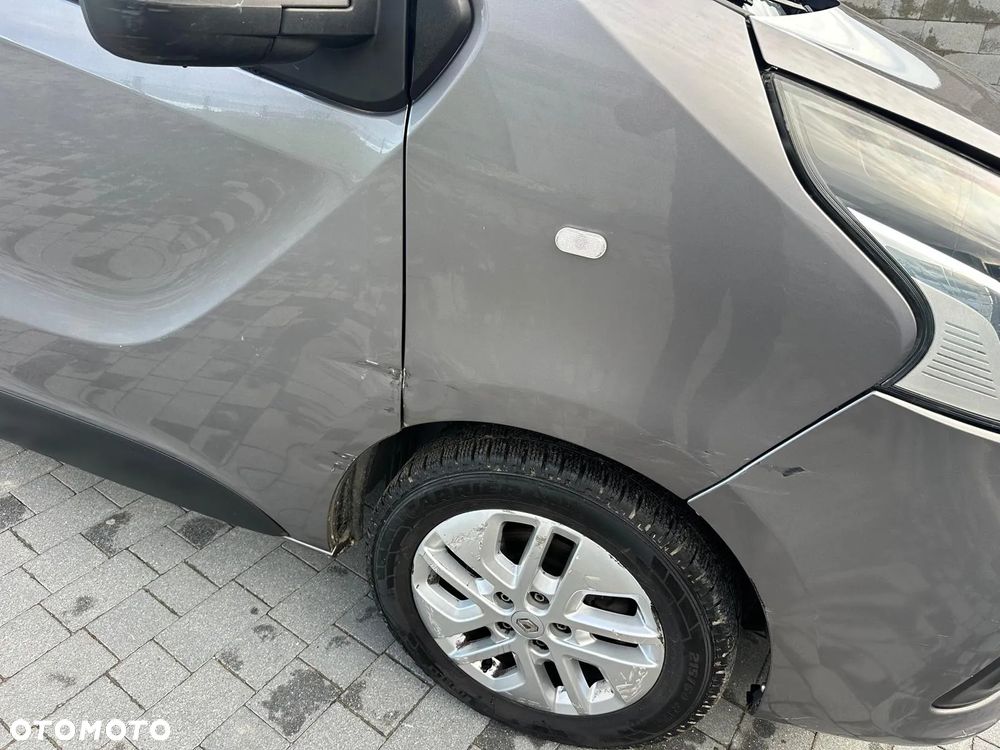 Renault Trafic - 25