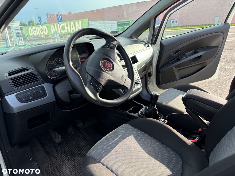 Fiat Punto - 10