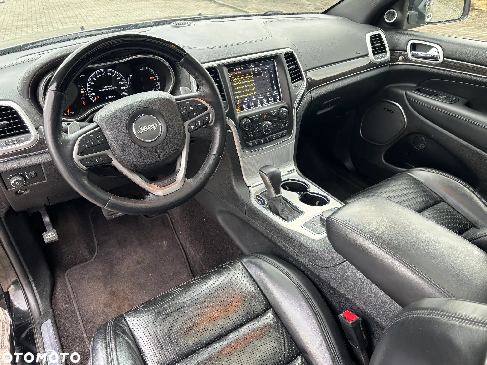 Jeep Grand Cherokee - 11