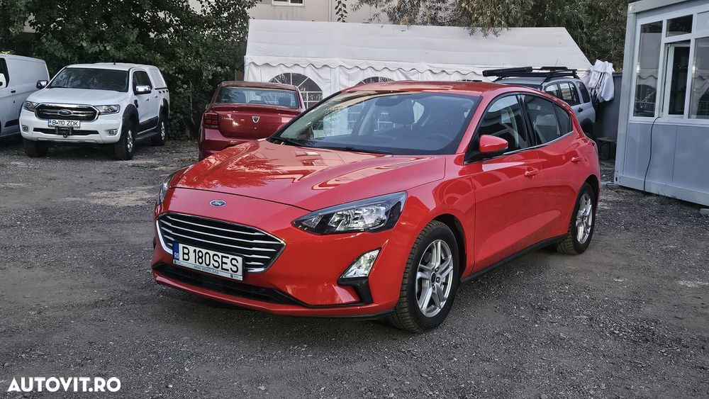 Ford Focus 1.0 EcoBoost MHEV Titanium - 1