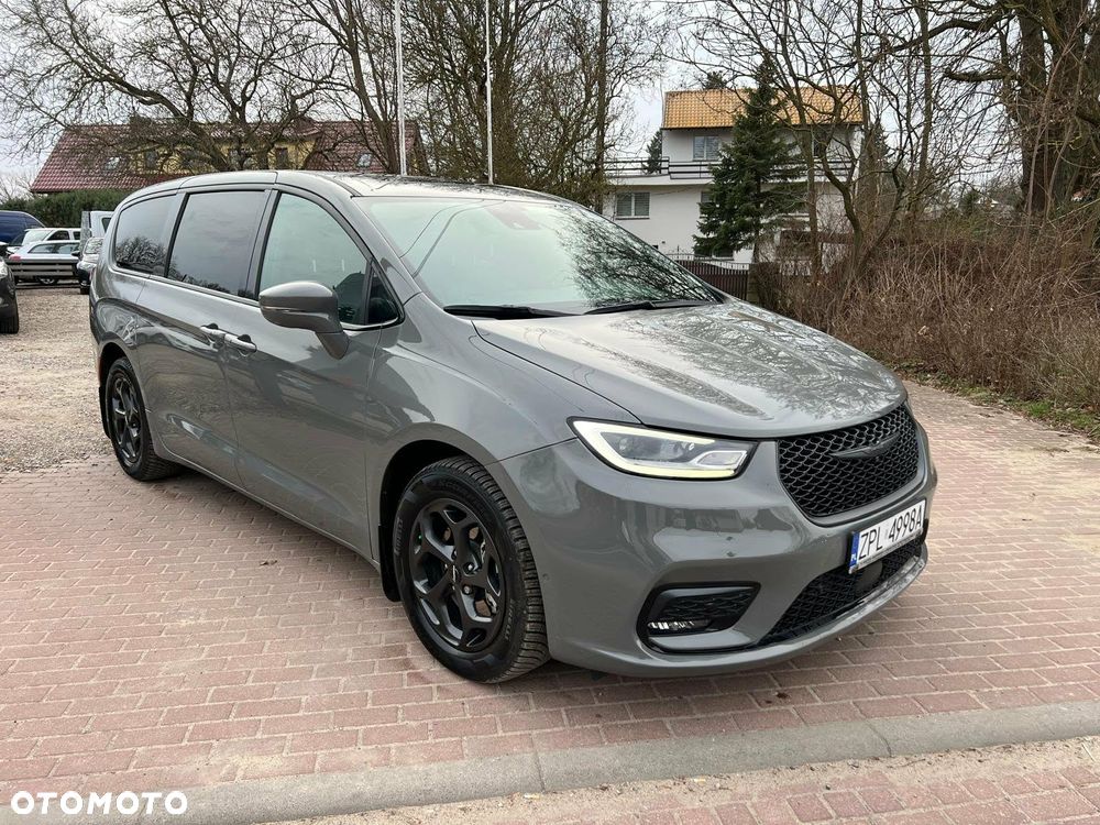 Chrysler Pacifica - 14