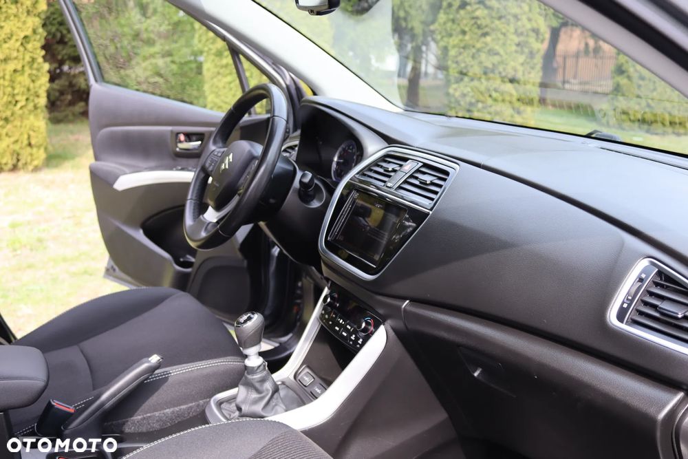 Suzuki SX4 S-Cross 1.4 Boosterjet Allgrip Comfort+ - 37