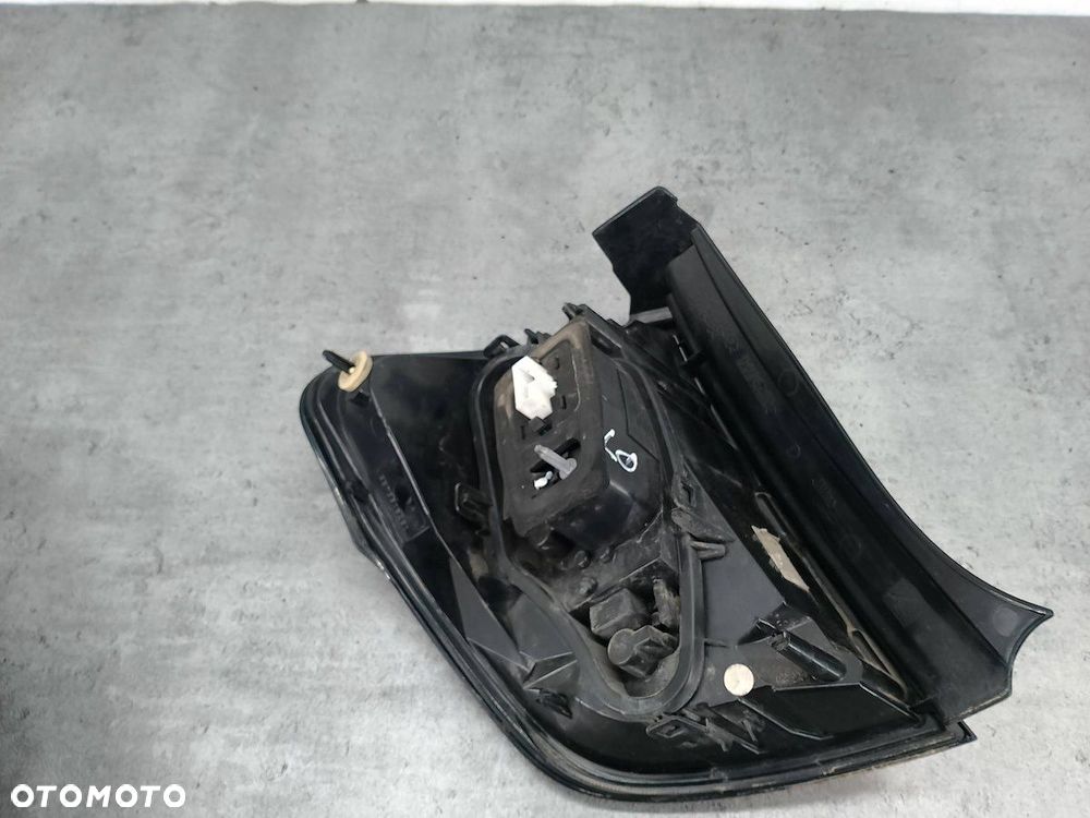 LAMPA TYLNA PRAWA CITROEN C3 II 9673805280 HATCHBACK - 6