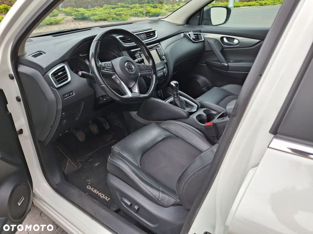 Nissan Qashqai 1.6 DIG-T N-Connecta - 9