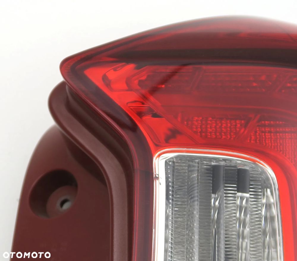 KIA PICANTO 3 III JA 2017 - 2023 Lampa tył prawa R ORYGINAŁ OE - 8