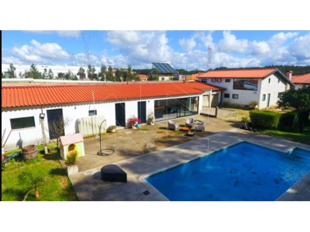 Duas Moradias Independentes - Águeda - Grande imagem: 5/9