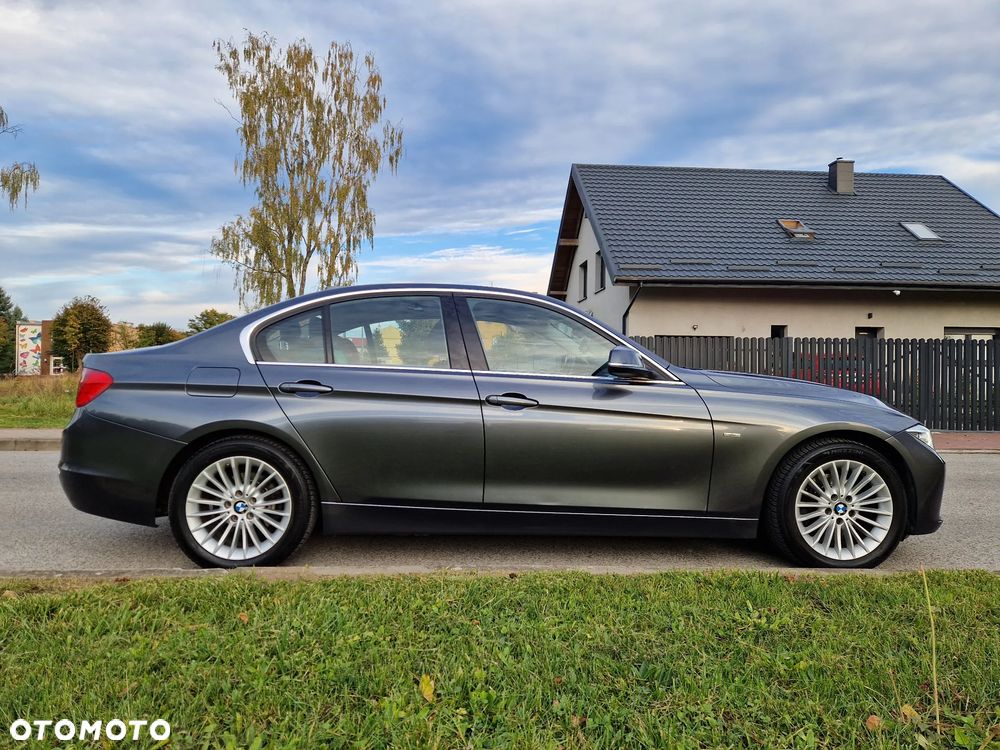 BMW Seria 3 320d Blue Performance Luxury Line - 12