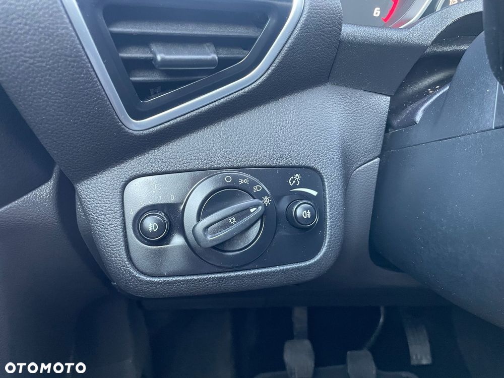 Ford Kuga 2.0 TDCi 4x4 Champions Edition - 28