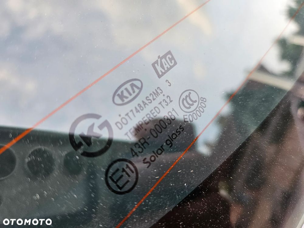 Kia Rio - 12