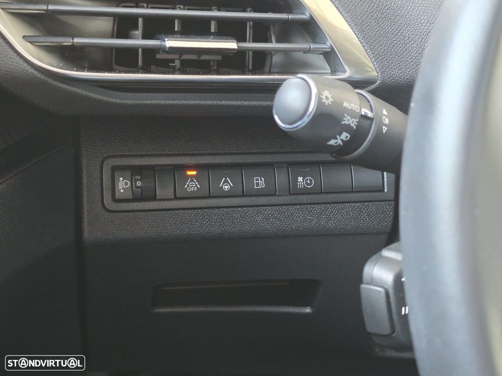 Peugeot 3008 - 8