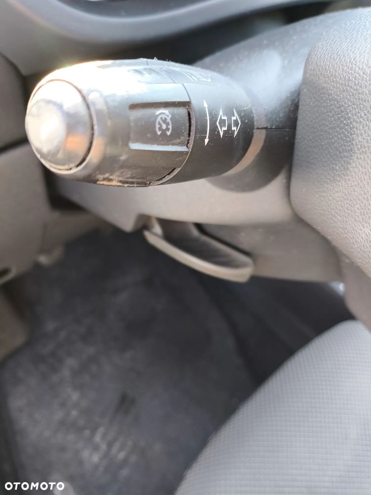 Opel Corsa - 8