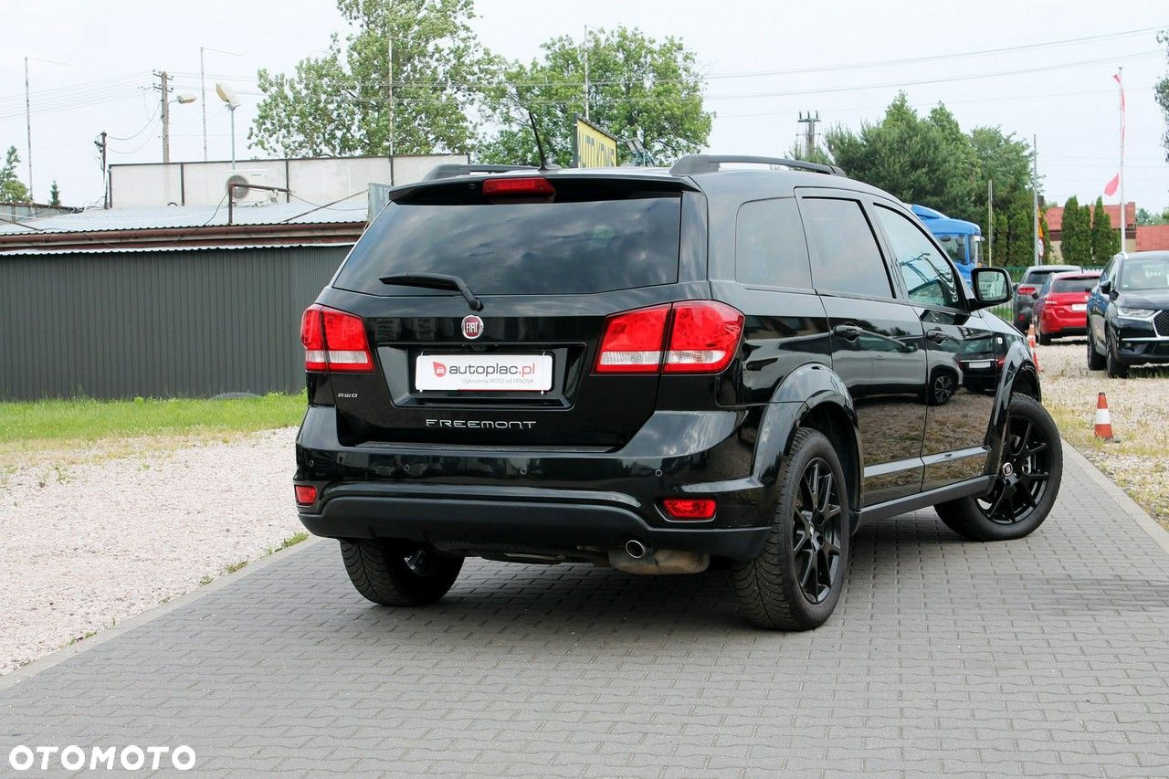 Fiat Freemont 2.0 Multijet Black Code AWD - 5