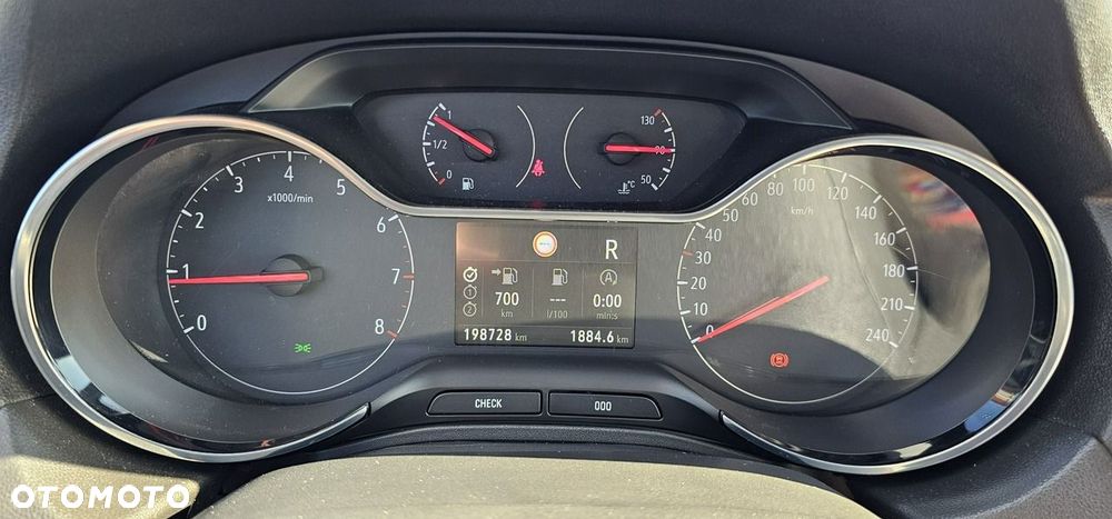 Opel Grandland X - 11