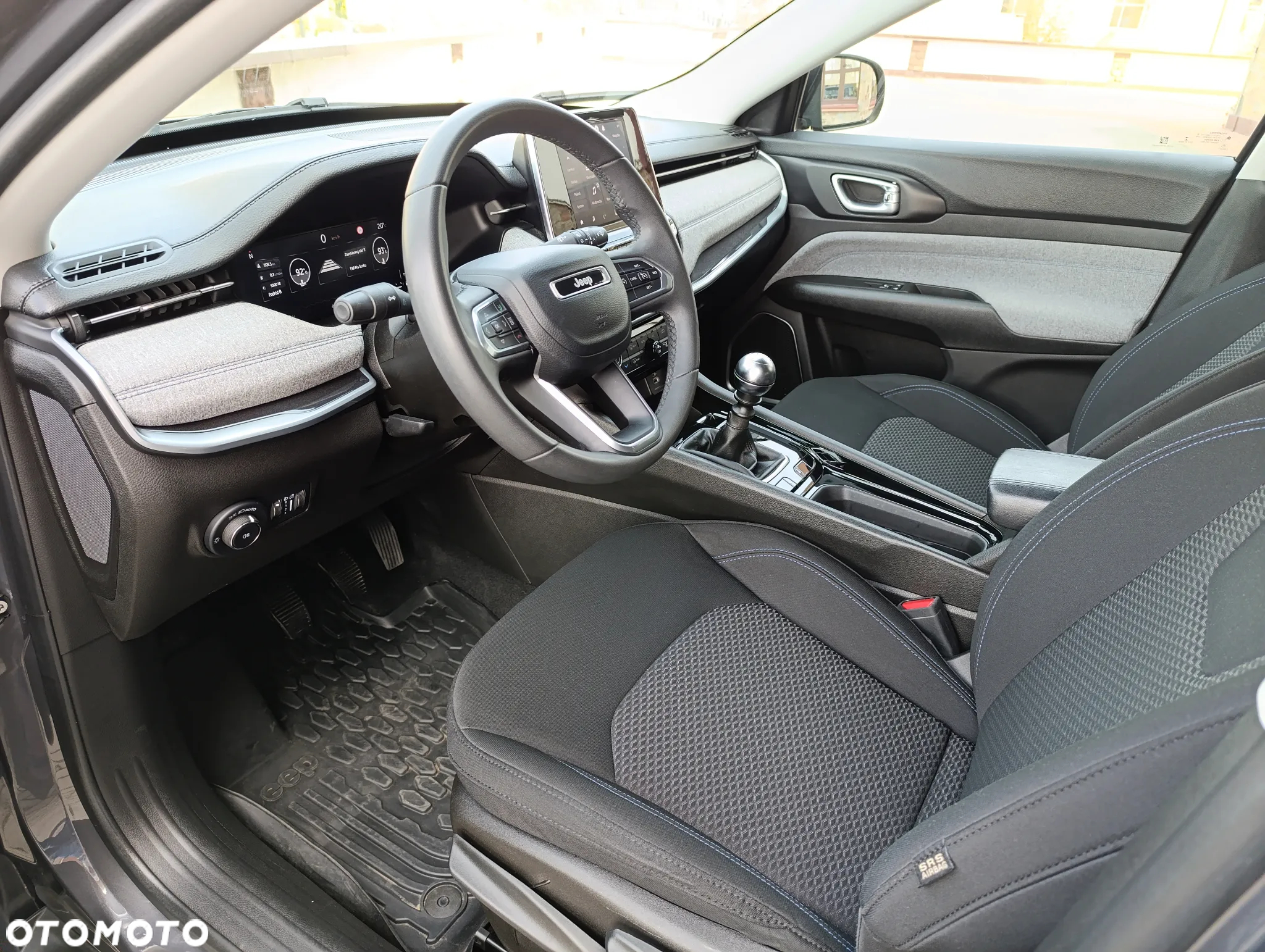 Jeep Compass 1.3 TMair Longitude FWD S&S - 17