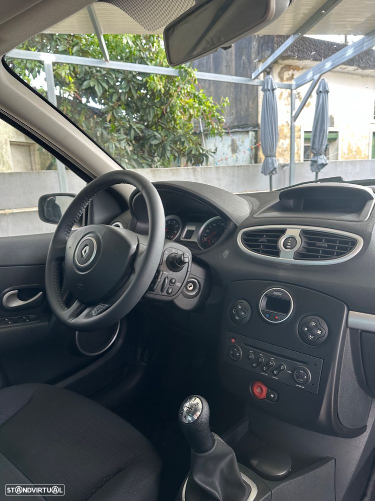 Renault Clio 1.2 TCE Dynamique S - 14