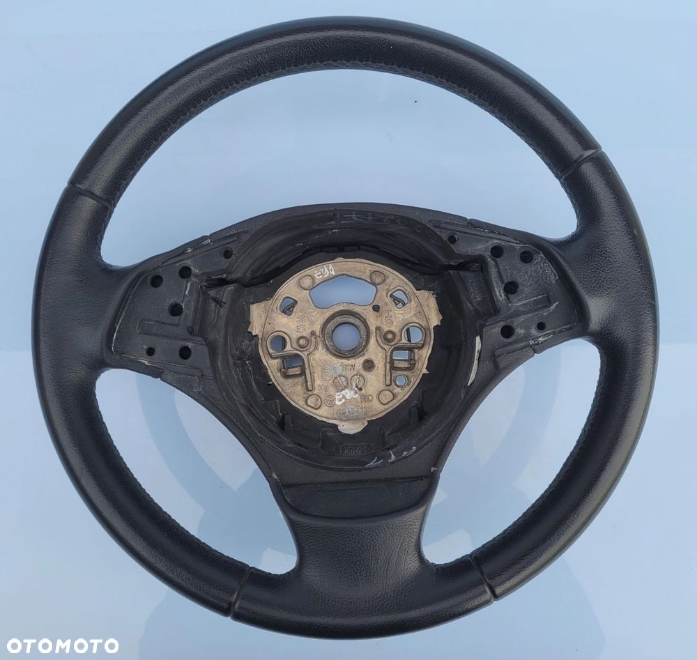 KIEROWNICA BMW E81 E82 E87 E88 E90 E91 E92 E93 X1 E84 259